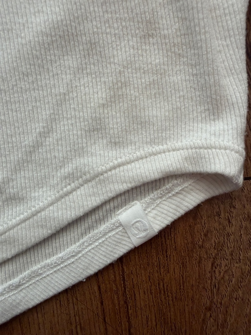 PAIR Lululemon Hold Tight Cropped Tanks - Picture 9 of 11